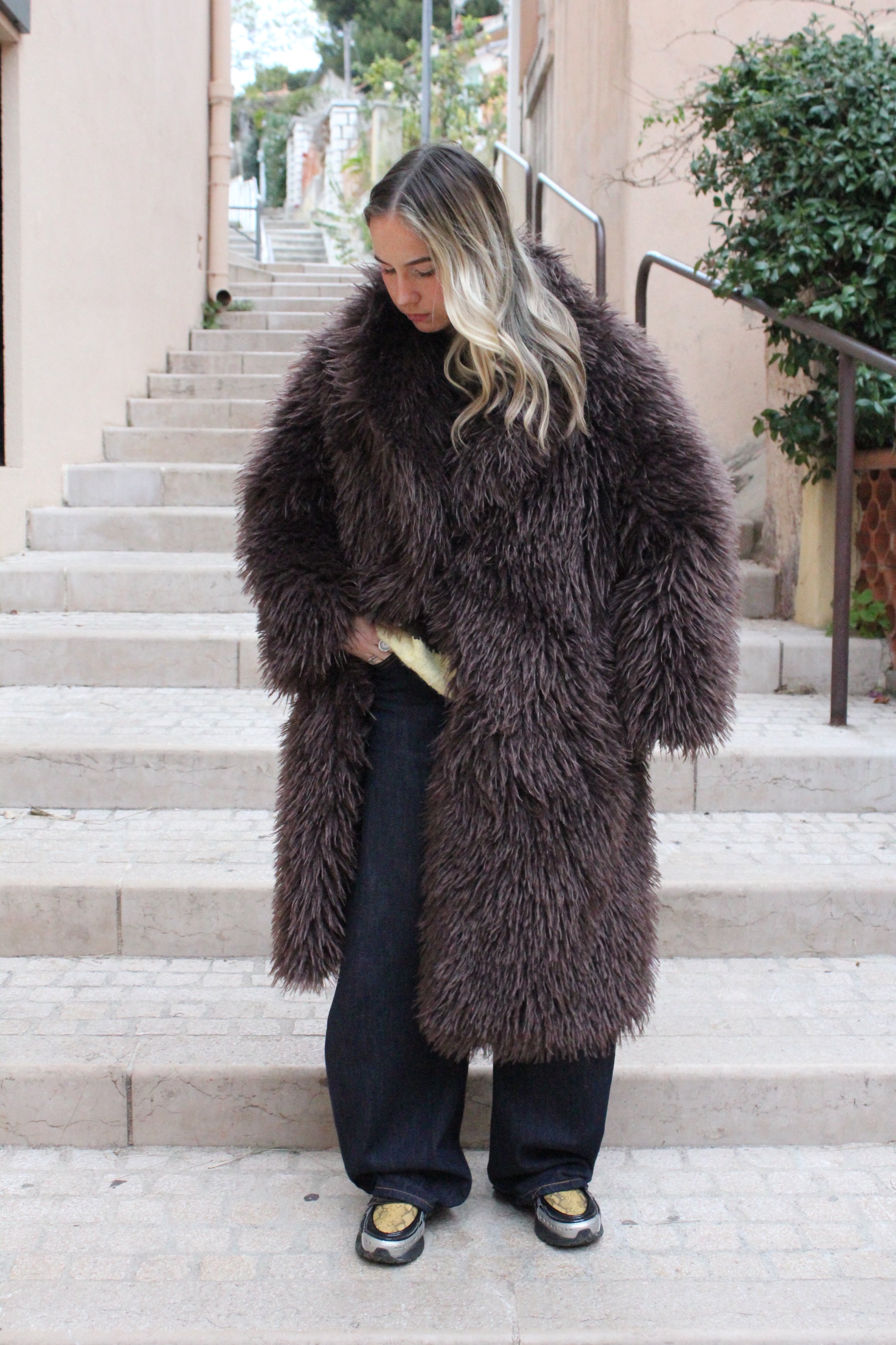 Manteau Mila en fausse fourrure