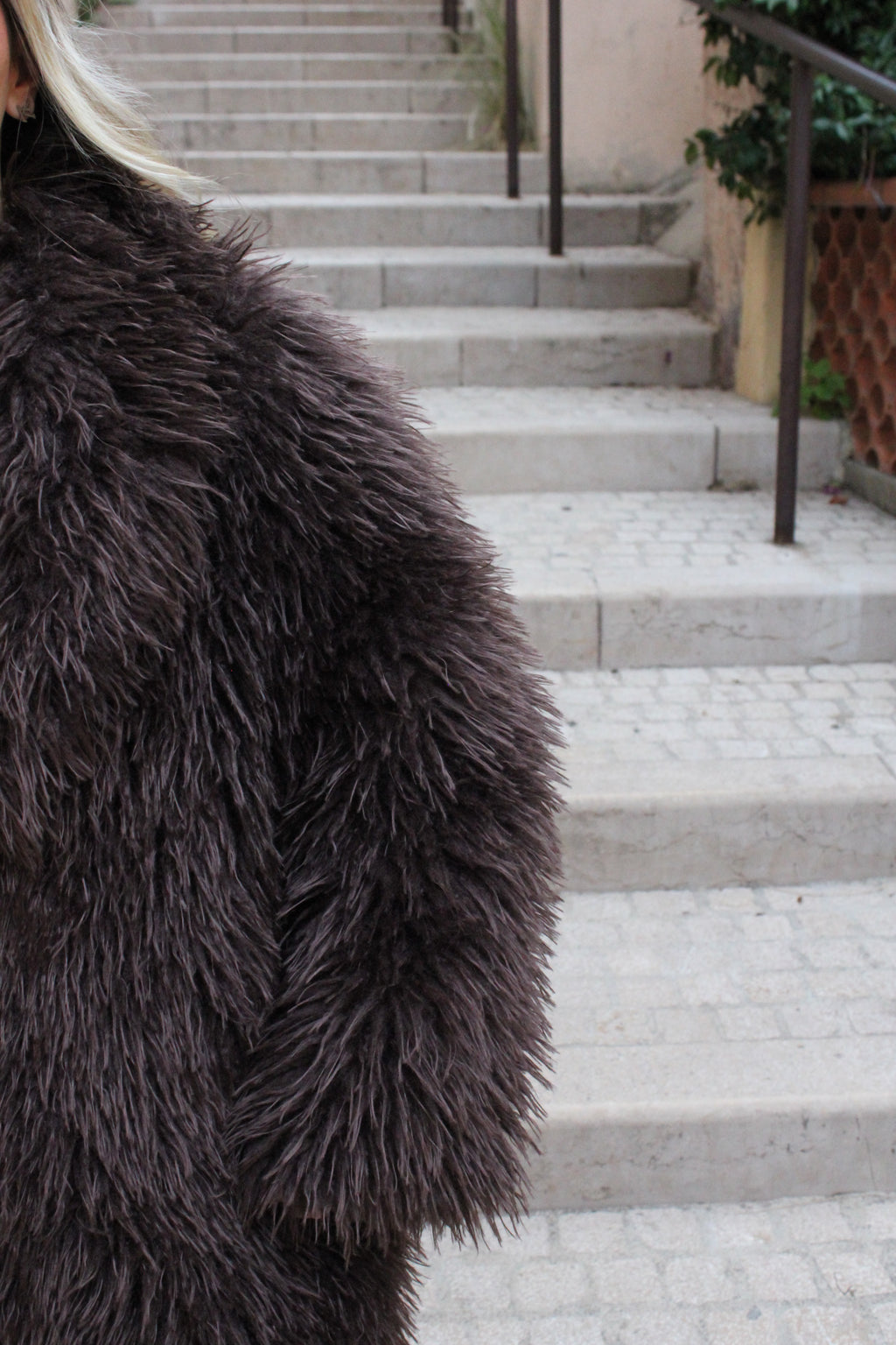 Manteau Mila en fausse fourrure