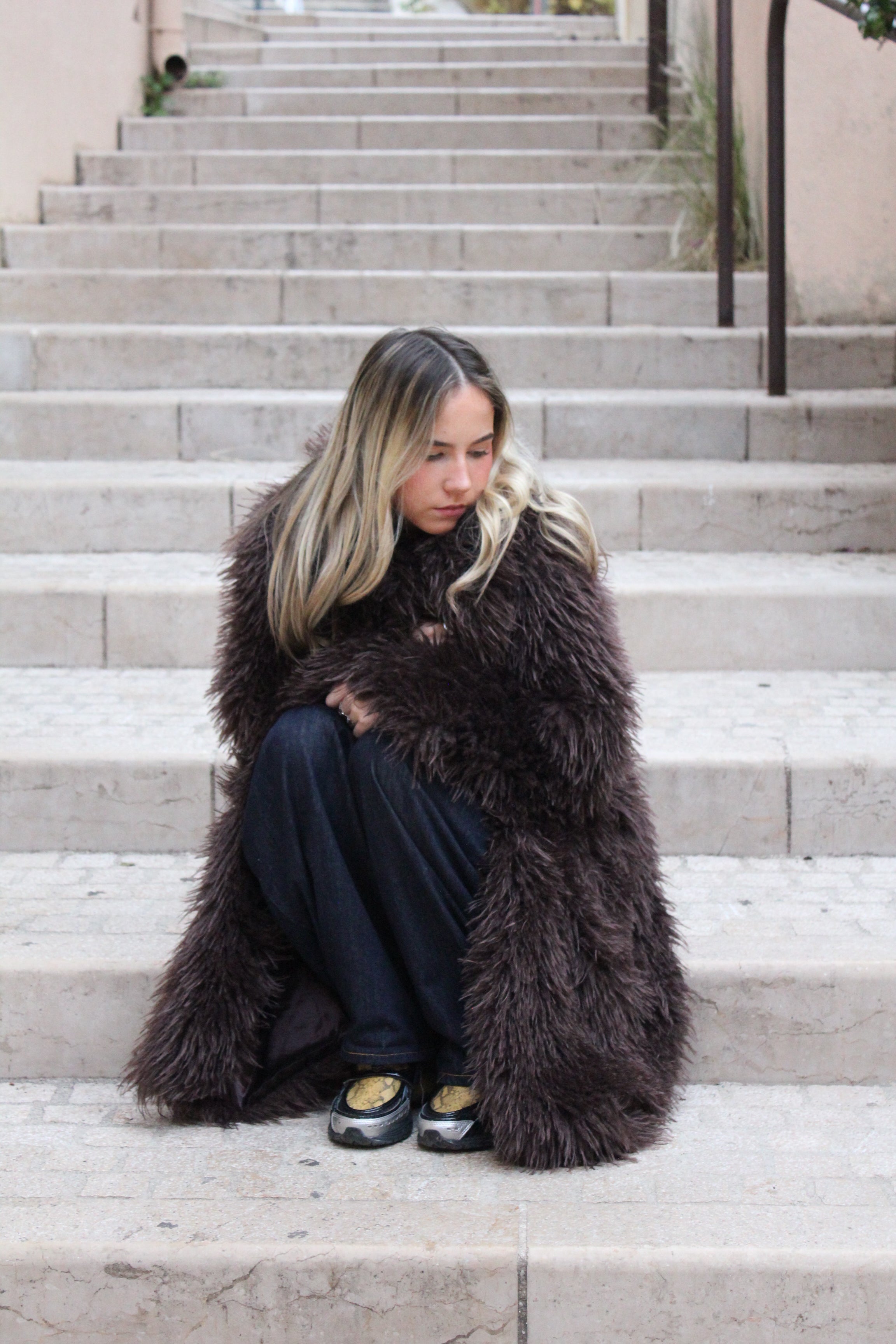 Manteau Mila en fausse fourrure